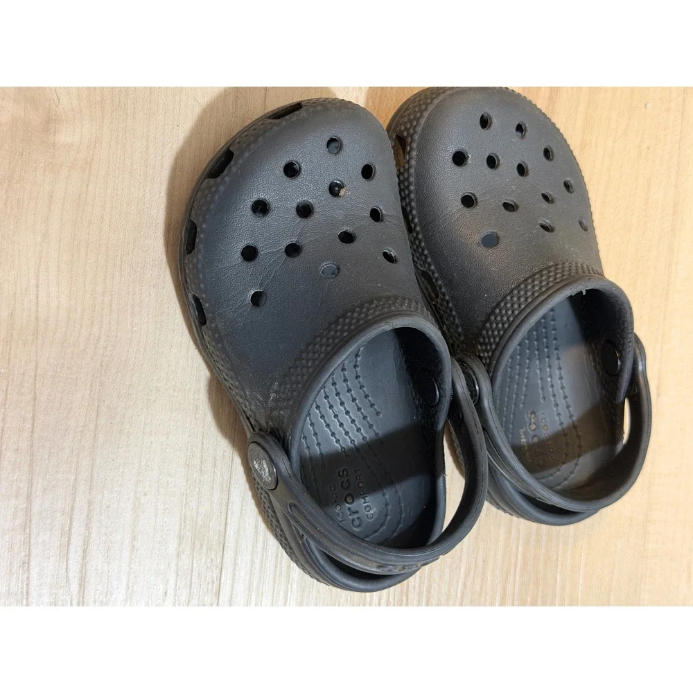 Crocs Classic Clogs Black 8 Toddler Boys Girls Slip On Water Shoes